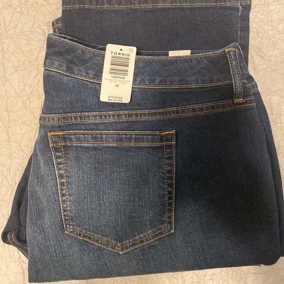 Mid-rise Slim Bootcut jeans - NEVER WORN - Picture 1 of 3